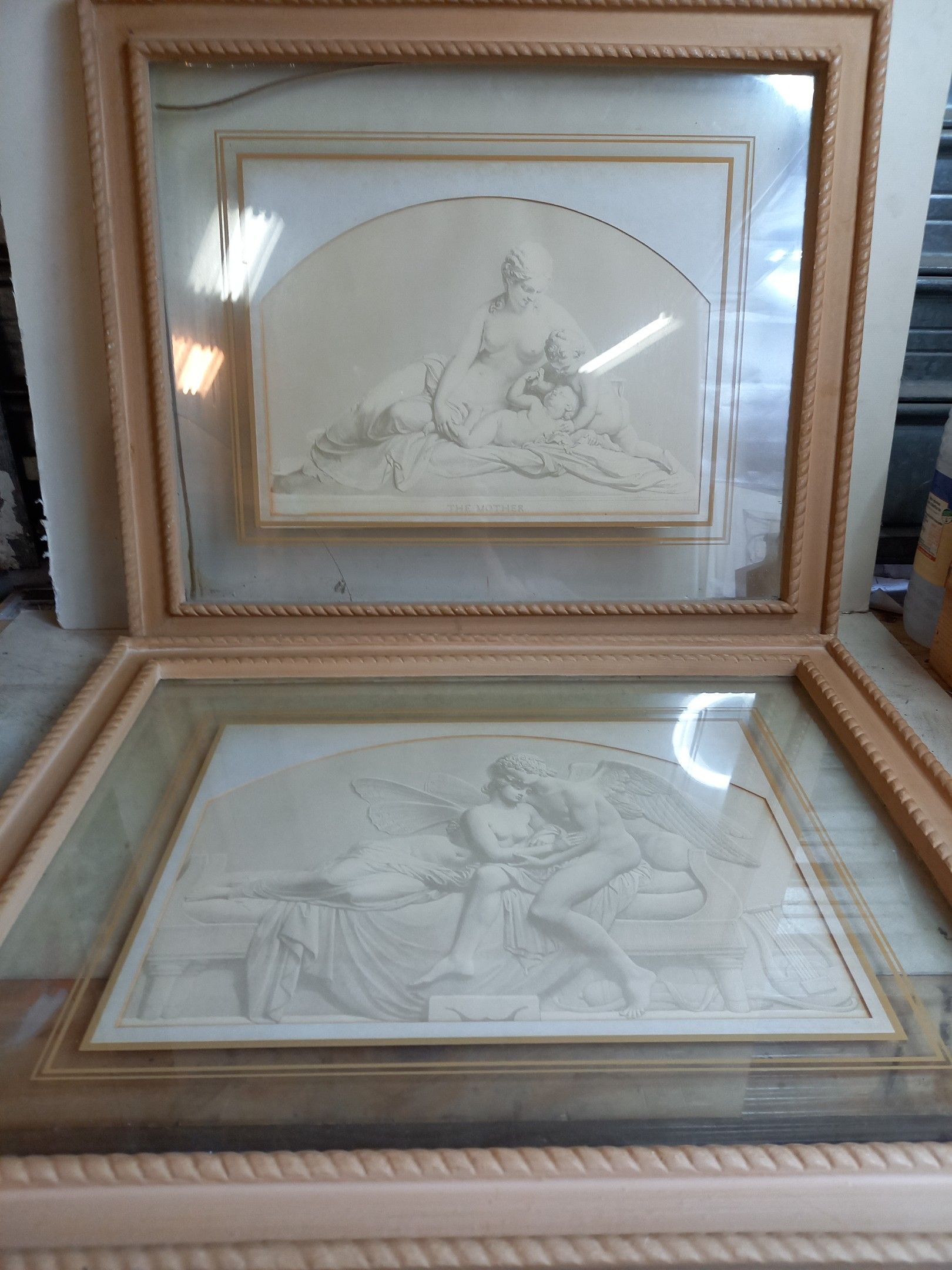 Objets d'art & Curiosités