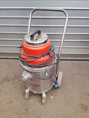 Aspirateur recycleur d'eau HUSQVARNA W 250 P 29 L 160 m³/h