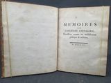 un vieux livre ouvert pour montrer le titre d'un poème
