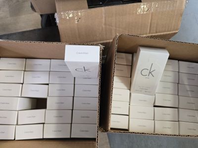 CALVIN KLEIN ONE - 48 eaux de toilette de 50 ml.