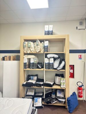 Une étagère en mélaminé façon bois - Photo 1