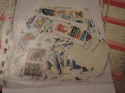 Timbres Europa ** - Collection D'Environ 360 TP Dont P…