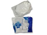 un paquet de papier toilette et un paquet de papier toilette