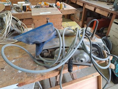 Ponceuse à ruban SCHEER MB2 038636 type Motor-Hob sur câble …