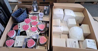 87 / 1 palette de 136 kg de torchons, chaussettes, pat… - Photo 1