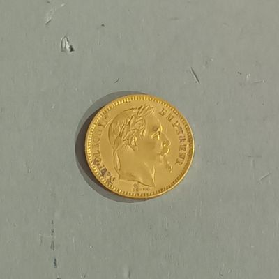 Pièce de 20 francs or jaune, Napoléon III tête laurée, 1862,…