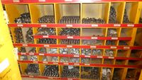 - 6 Rayonnages comprenant des coudes et raccords de toutes d… (photo 4)