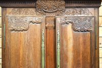 Armoire de mariage en chêne ouvrant par deux vantaux et un t… (photo 2)