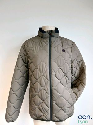 jacket on a mannequin mannequin mannequin mannequin mannequin mannequin mannequin mannequin mannequin manne