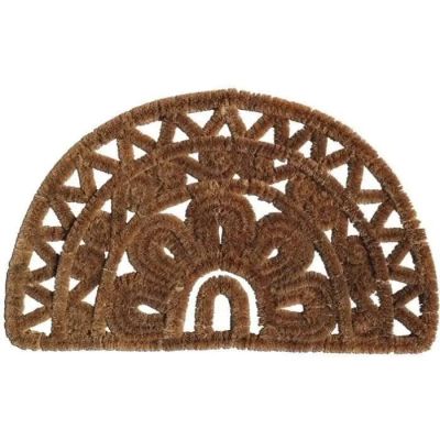 une photo d'un paillasson marron orné d'un motif décoratif