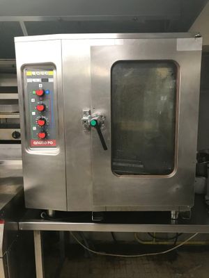 Sur désignation à Vannes (centre-ville) : Four ANGELO PO, di…