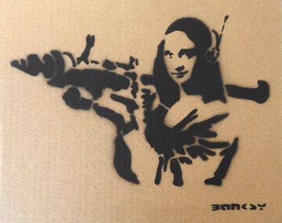 peinture représentant une femme tenant un couteau et un oiseau sur une boîte en carton