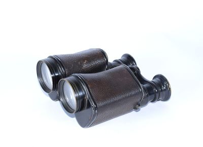 JUMELLES signées MOREAU TEIGNE à Paris, modèle "Maxrop 9x".