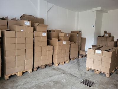 sur 15 palettes important stock de 3625 environ paquets de b…