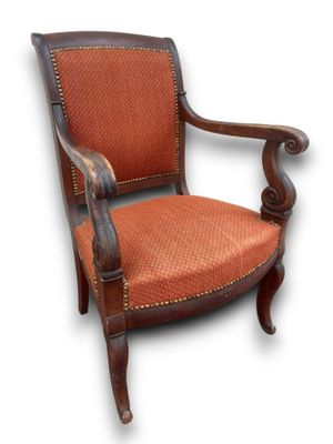 Fauteuil en acajou, les accotoirs à crosses renversées, les …