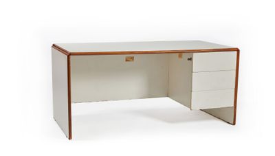 Attribué à MOBILIER INTERNATIONAL