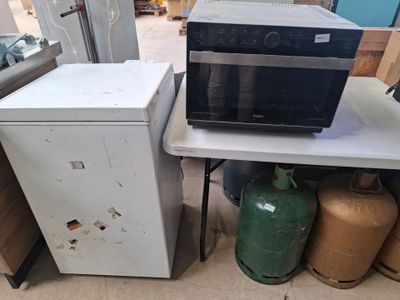Petit congélateur-coffre INDESIT OS 1A 100 Mod. CO 105W Capa…