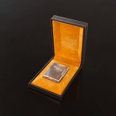 DUPONT Briquet en métal argenté, avec son écrin - Photo 1