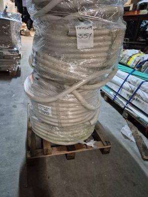 Lot composé d'eviron 4 couronnes de gaine flexible DN 29, lo…