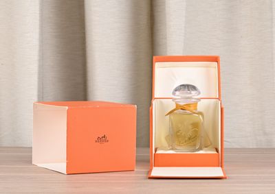 HERMES Flacon d'eau de toilette 120ml "Eau d'Hermès 1994" gr… - Photo 1