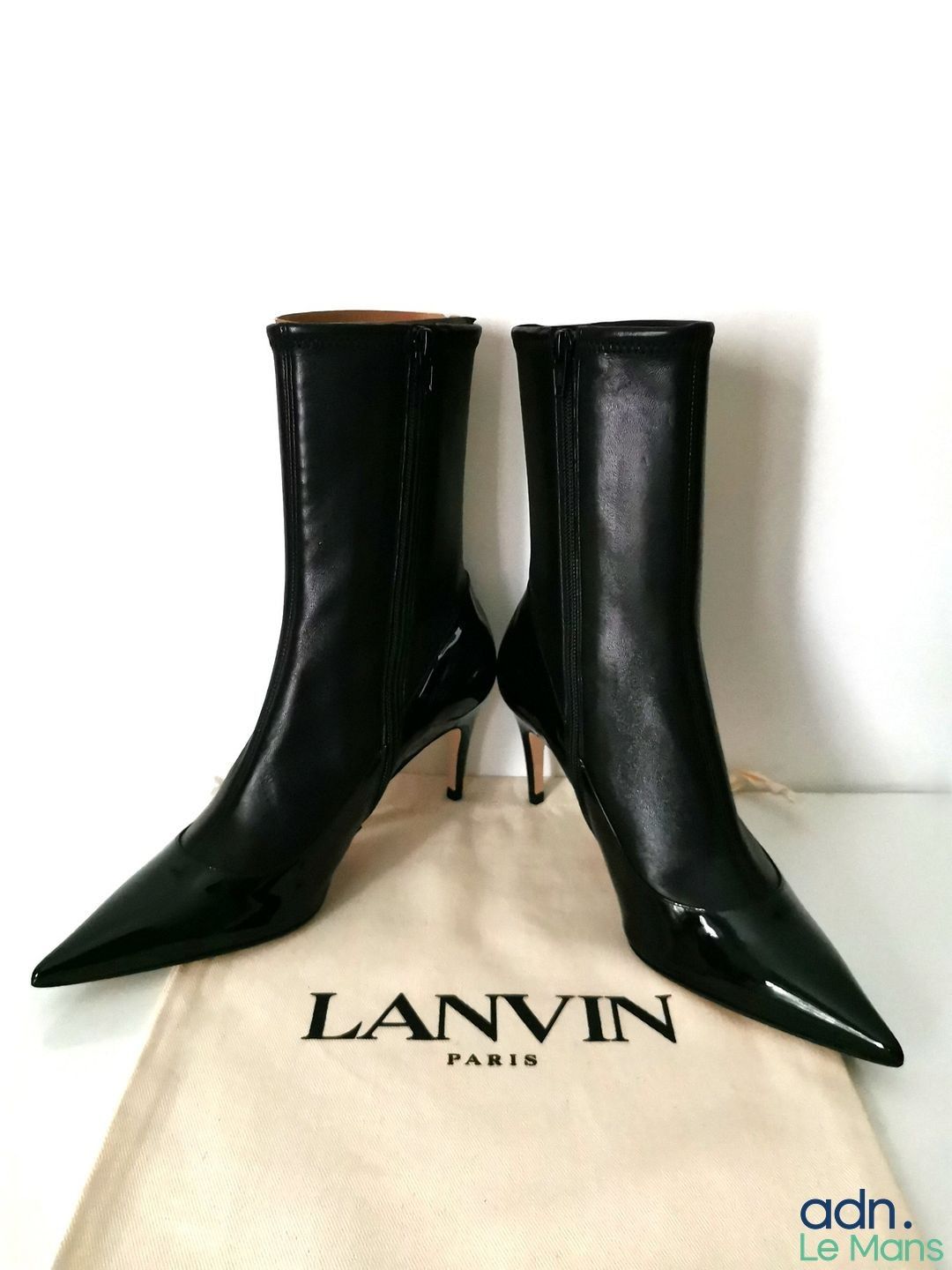 Objets d'art & Curiosités