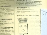 une feuille de papier posée sur un livre, sur laquelle figure l'image d'un bocal en verre