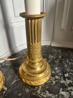 PAIRE DE FLAMBEAUX en bronze ciselé et doré à fût cannelé et… (photo 2)