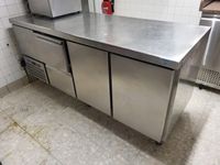 OSCAR ZARZOSA timbre en inox réfrigéré, ouvrant à 3 portes e…