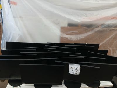 Lot de 20 écrans informatiques Lenovo ThinkVision destinés à…