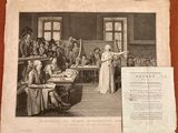 une vieille photo montrant une femme prononçant un discours devant un groupe de personnes