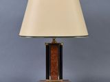 an image of a lamp that is sitting on a table