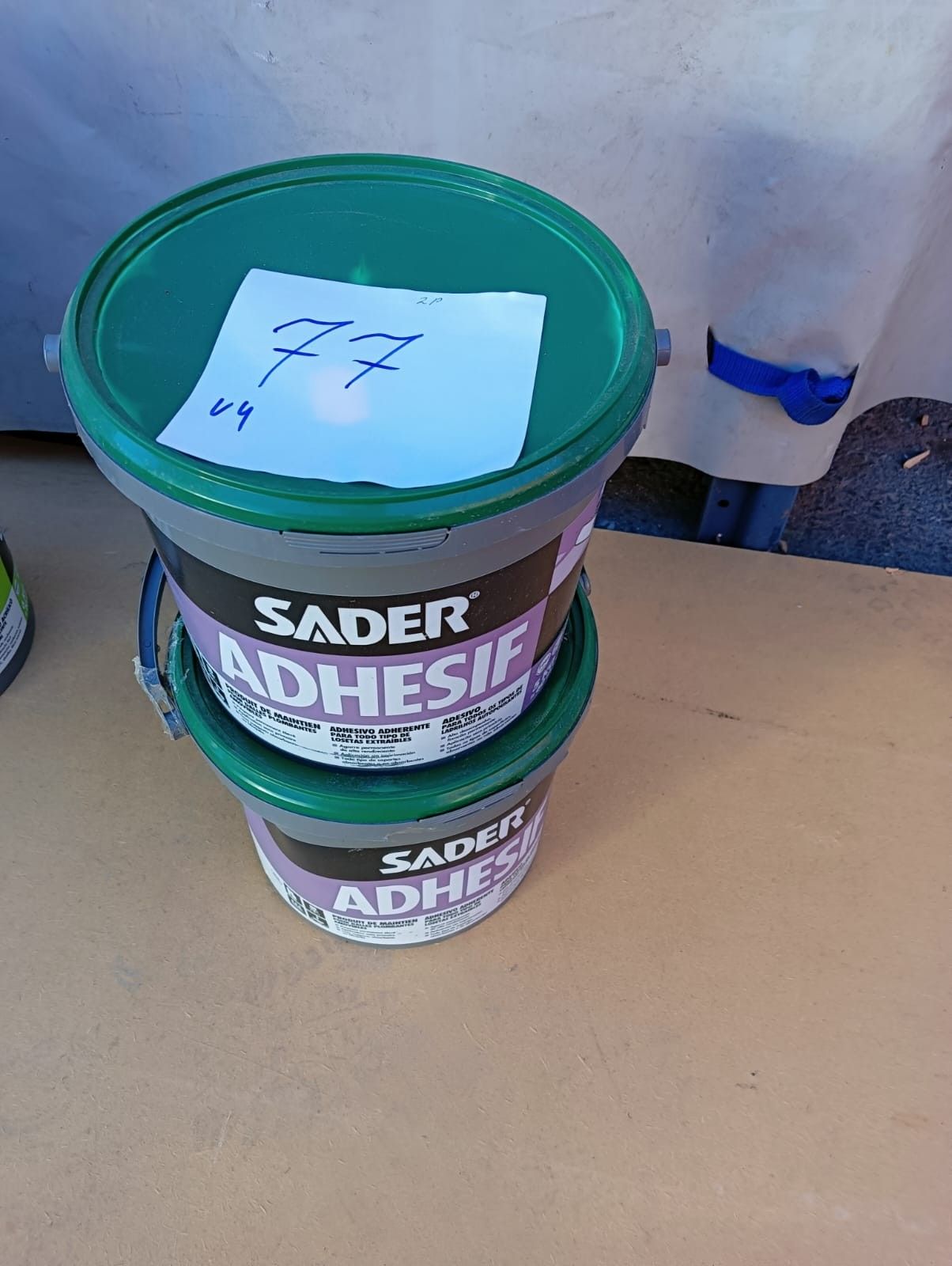 Lot de 2 seaux de colle SADER ADHESIF de 5 kg chacun, soit 1…