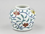 an image of a vase with a flower design on it