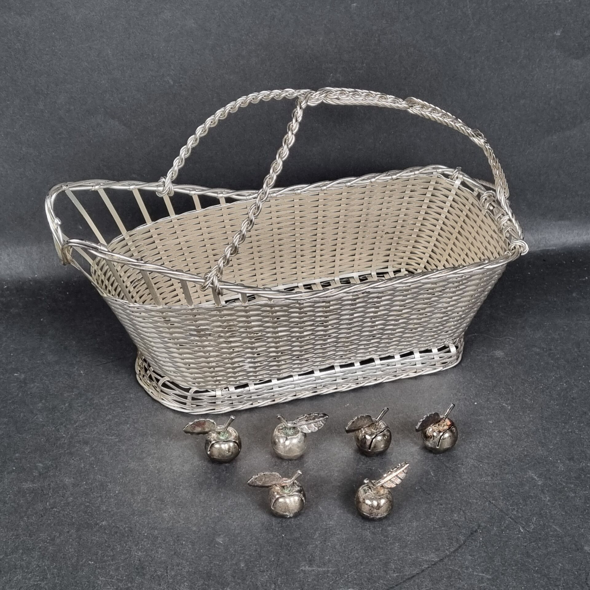 Objets d'art & Curiosités