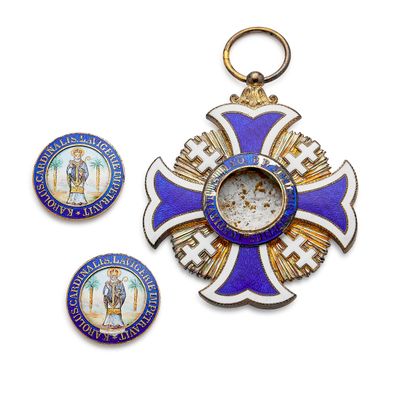 une image représentant un ensemble de médailles et une horloge sur un fond blanc
