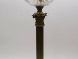 lampe de table ancienne en laiton et en verre, avec un abat-jour en verre transparent