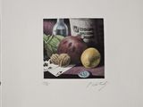 une photo représentant une nature morte composée de fruits et de légumes posés sur une table