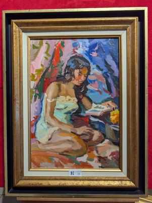 tableau représentant une femme en robe blanche tenant un verre de jus d'orange