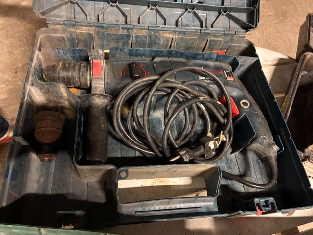 BOSCH GBH 2600 – Perforateur burineur. Démarre. Visite-le Lundi 2...