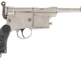 un gros plan d'un pistolet sur un fond blanc avec un fond blanc