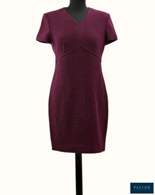 robe de femme sur un mannequin mannequin mannequin mannequin mannequin mannequin mannequin mannequin mannequin mann
