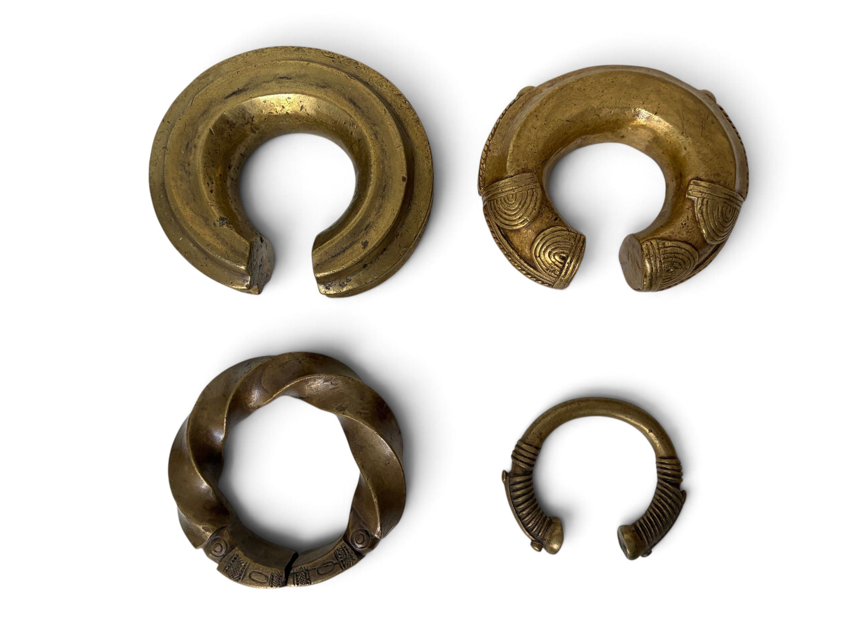 Lot de 4 bracelets en bronze - Afrique de l'Ouest