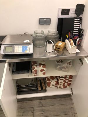 Balance électrique Mettler Toledo et lot divers, fournitures… - Photo 1