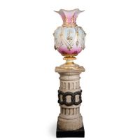 GRAND VASE DÉCORATIF EN PORCELAINE POLYCHROME, MANUFACTURE E… (photo 2)