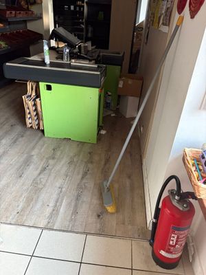 VENTE SUR DESIGNATION se trouvant en LOGUIVY-PLOUGRAS