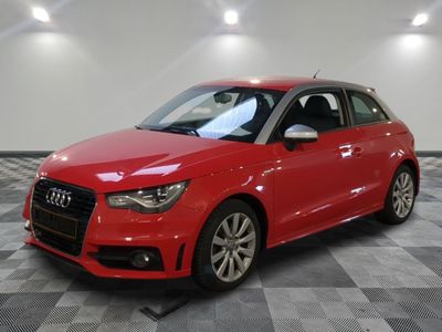 une Audi A1 rouge, hayon, hayon, hayon, hayon, hayon, hayon, hayon, hayon, hayon, hayon, hayon, hayon, hayon, hayon, hayon, hayon, hayon, hayon, hayon, hayon, hayon, hayon, hayon, hayon, hayon, hayon, hayon, hayon, hayon, hayon, hayon, hayon, hayon, hayon, hayon, hayon, hayon, hayon, hayon, hayon, hayon, hay