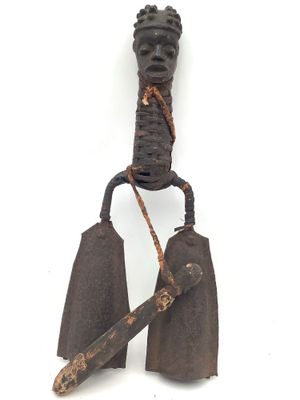 Art d’Afrique, double cloche cérémonielle ( Camerounaise ou …
