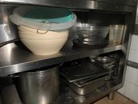 Lot de poêles, casseroles, faitouts, bacs gastro, saladiers,…