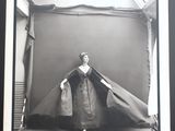 « Femme dans le miroir » de Richard Avedon