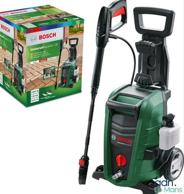bosch pressure washer with box and hose
